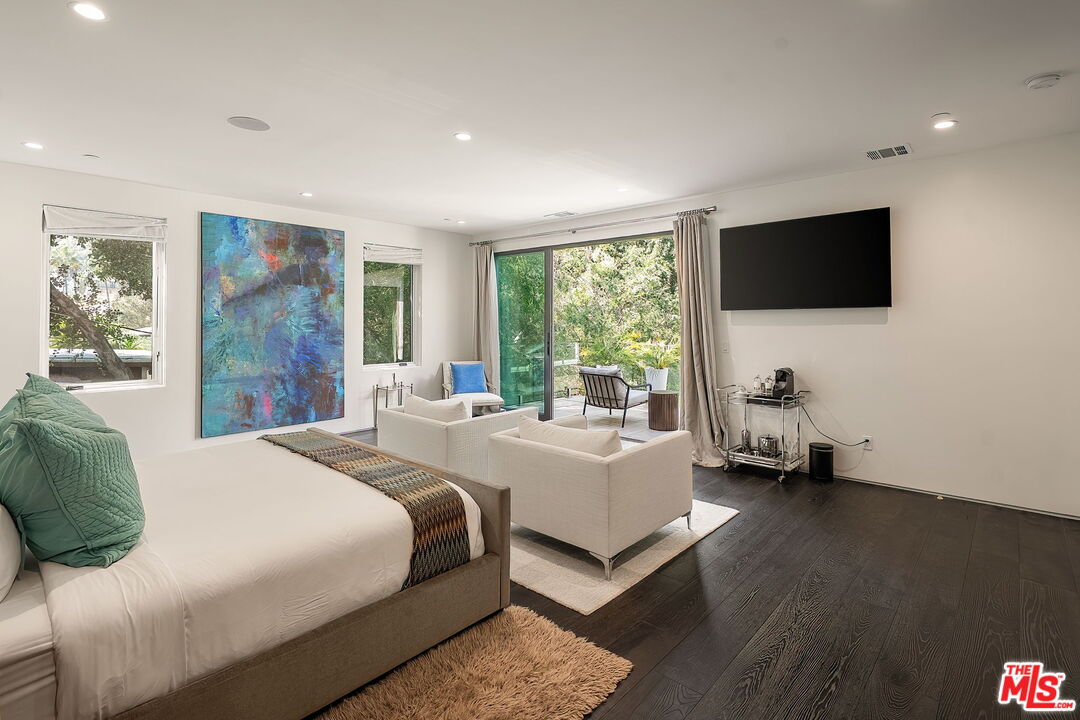 1884 Laurel Canyon Road Los Angeles, CA 90046 - Photo 62 of 73