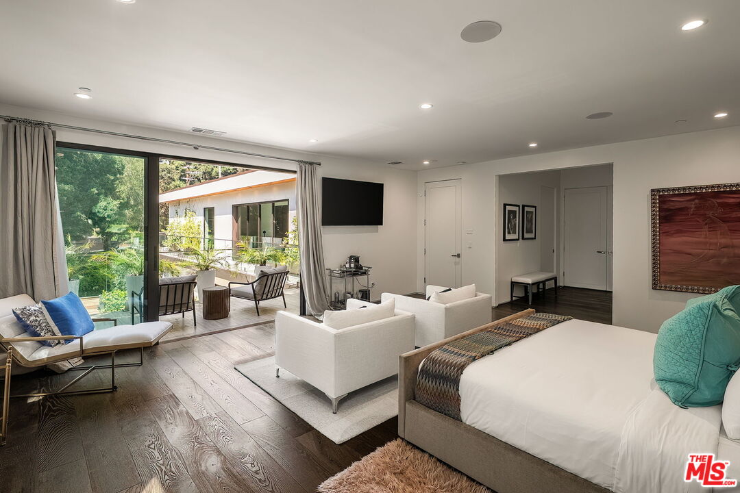 1884 Laurel Canyon Road Los Angeles, CA 90046 - Photo 63 of 73