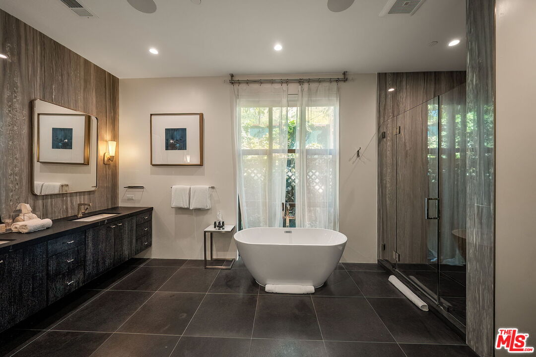 1884 Laurel Canyon Road Los Angeles, CA 90046 - Photo 67 of 73