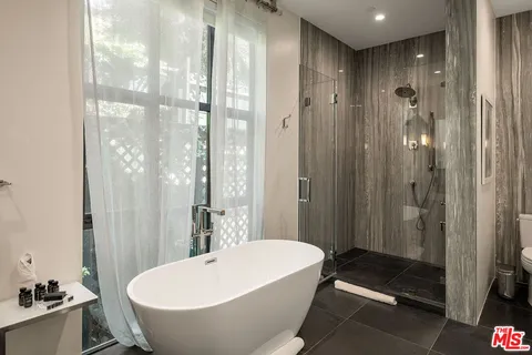 $4,000,000 | 1884 Laurel Canyon Road, Los Angeles, CA 90046