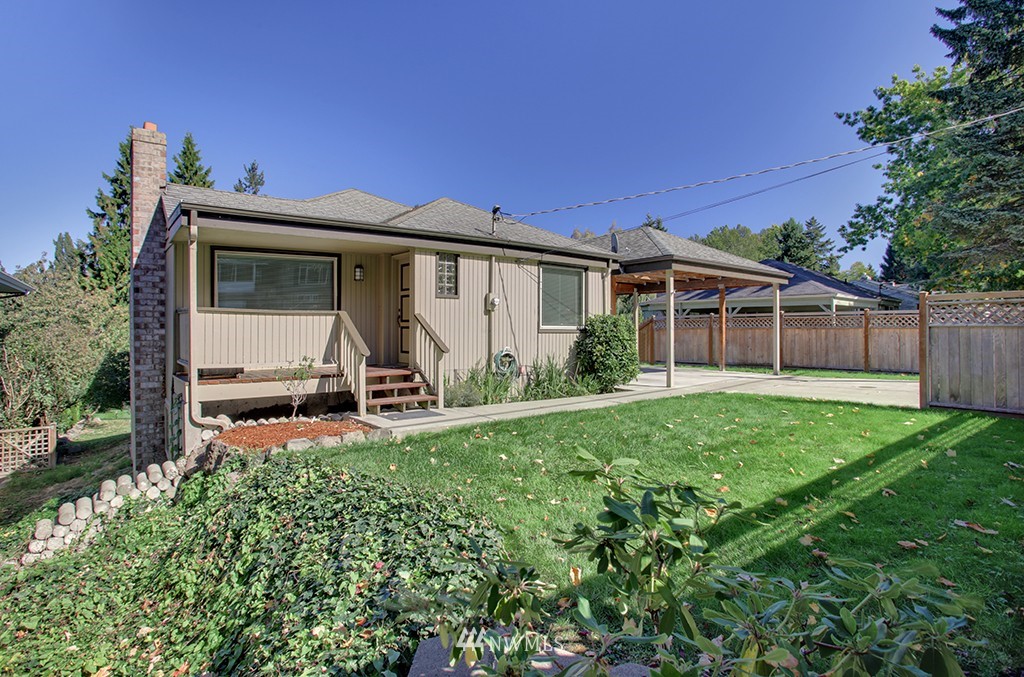 9032 Sand Point Way Northeast Seattle, WA 98115 - Photo 1 of 15 Gallery Image 1