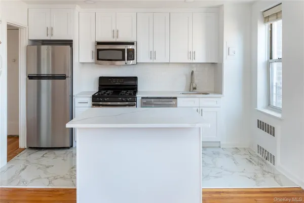 $289,000 | 65-05 Yellowstone Boulevard, Unit 6H | Forest Hills