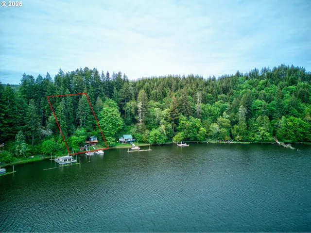 $267,000 | 1401 North Tenmile Lake, Lakeside, OR 97449