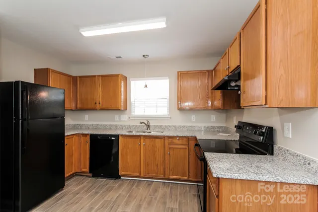 $2,020 | 6219 Day Lilly Lane, Charlotte, NC 28216