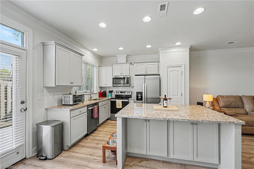 4346 Trotting Brook Lane High Point, NC 27265 - Photo 14 of 36