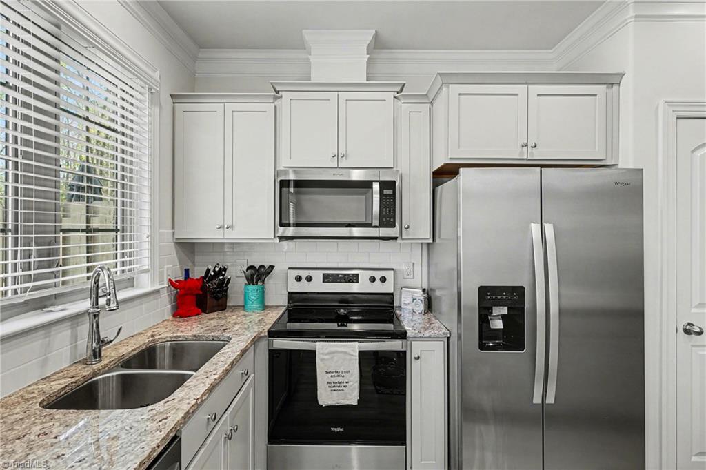 4346 Trotting Brook Lane High Point, NC 27265 - Photo 16 of 36