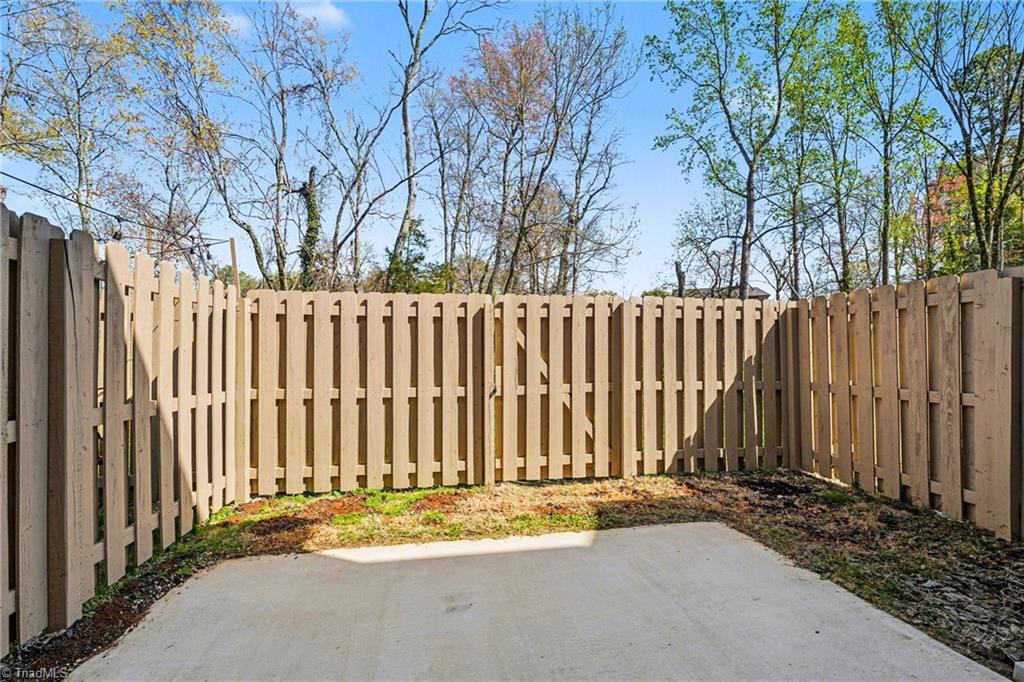 4346 Trotting Brook Lane High Point, NC 27265 - Photo 32 of 36