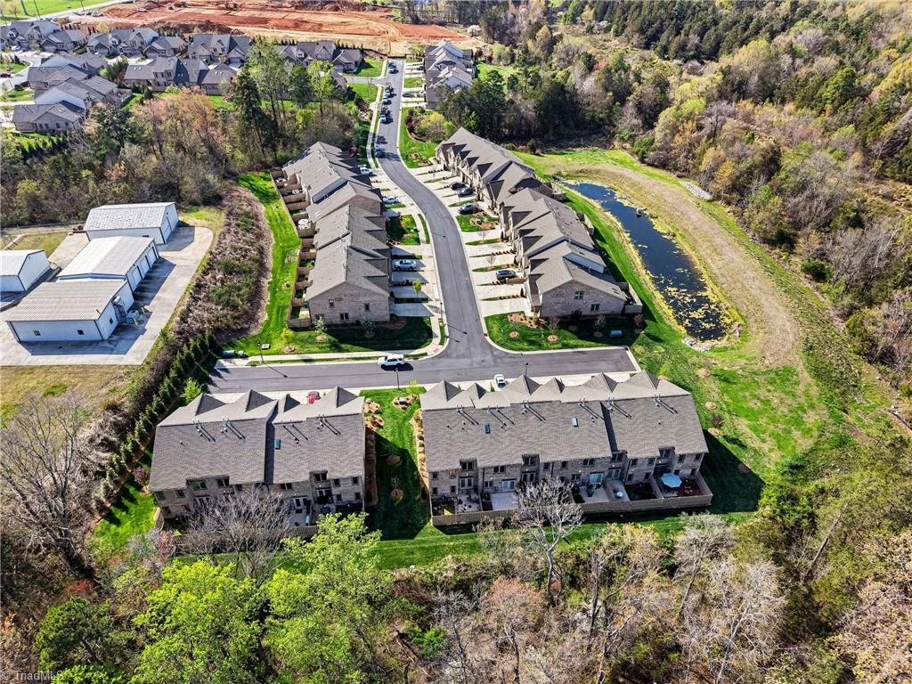 4346 Trotting Brook Lane High Point, NC 27265 - Photo 35 of 36