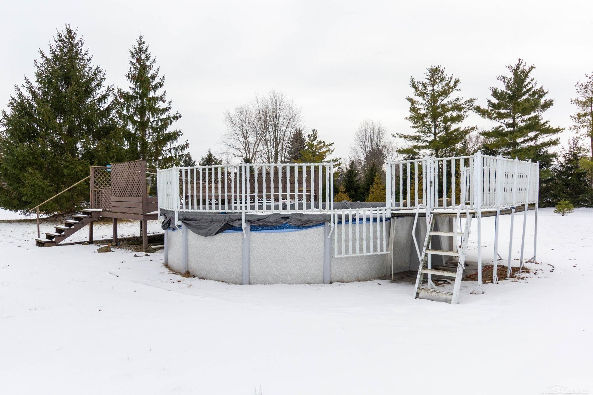 77177 Omo Road Armada, MI 48005 - Photo 46 of 49