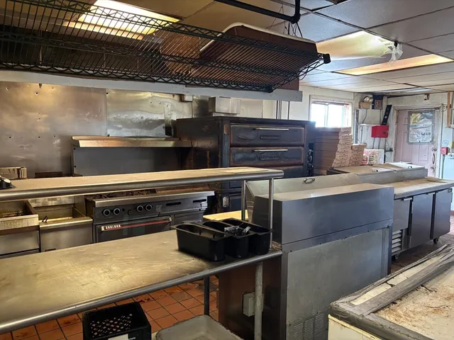 $929,900 | 142 Cross Street, Somerville, MA 02143