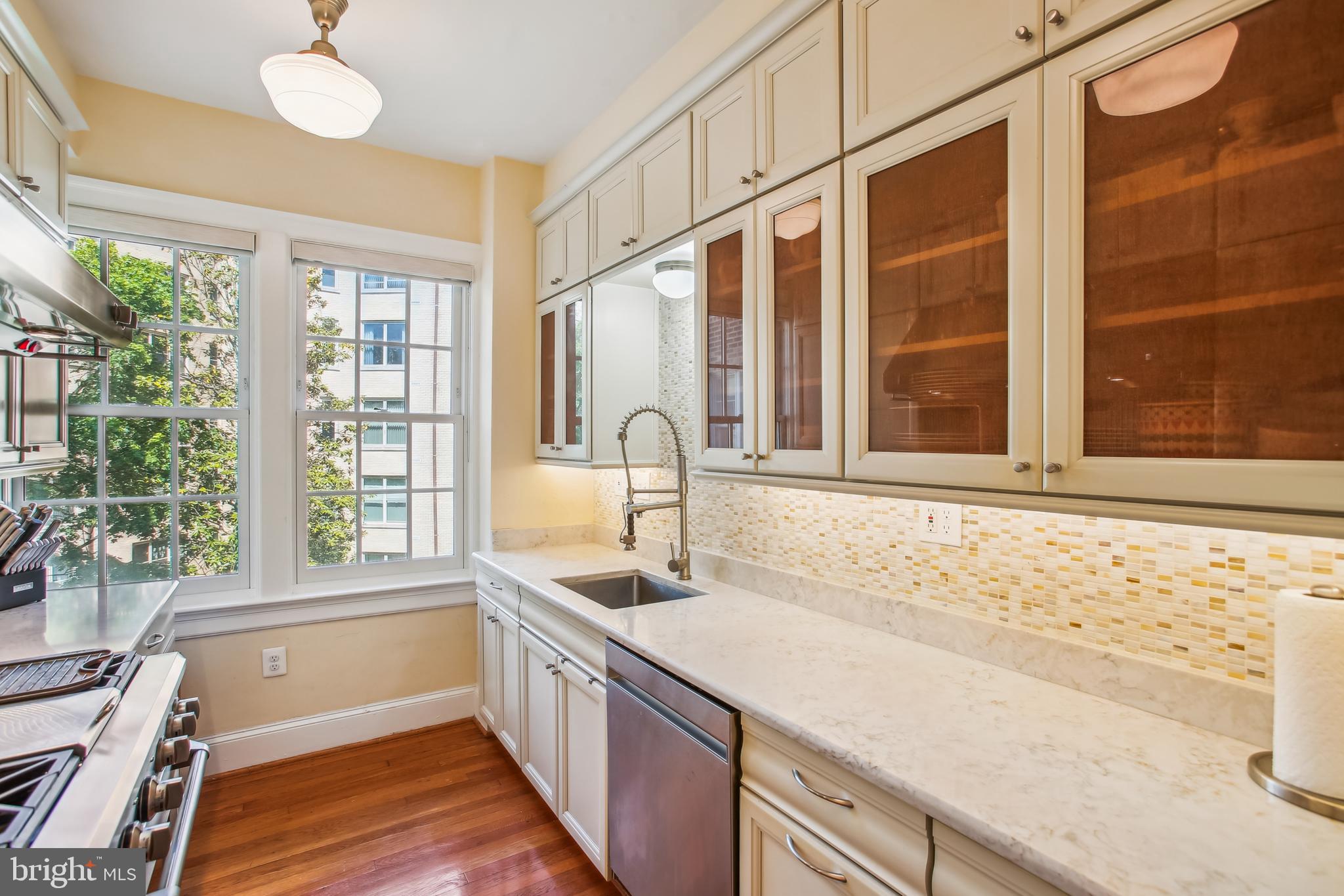 1661 Crescent Place Northwest, Unit 408 Washington, DC 20009 - Photo 24 of 57 Thomasville Cabinetry Floor to Ceiling