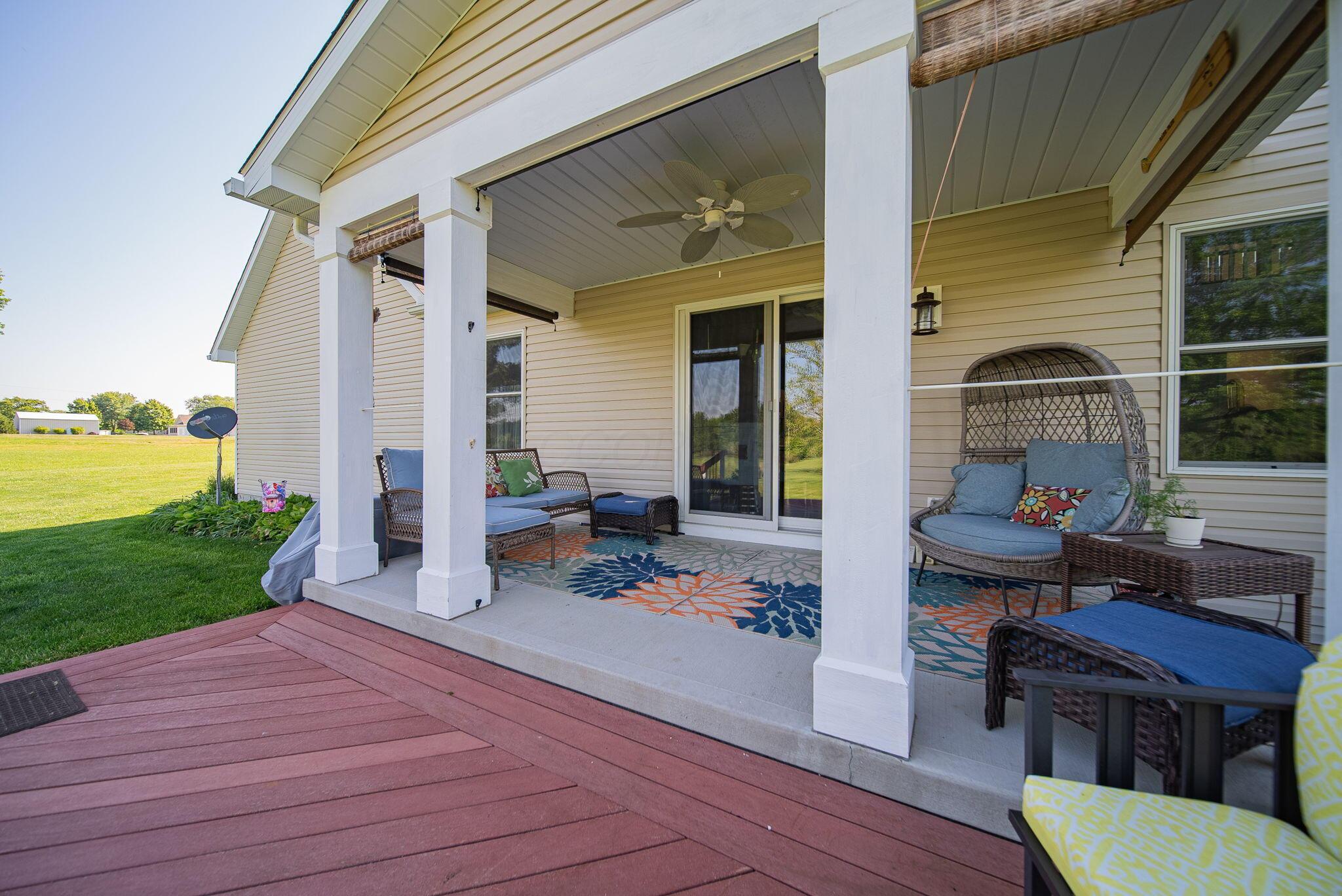 25885 Shoemaker Road Circleville, OH 43113 - Photo 10 of 48 Back Porch