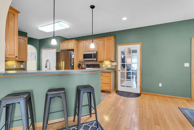 $474,900 | 2128 Scenic Hills Drive, Jackson, MI 49201