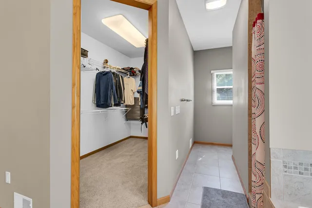 $474,900 | 2128 Scenic Hills Drive, Jackson, MI 49201