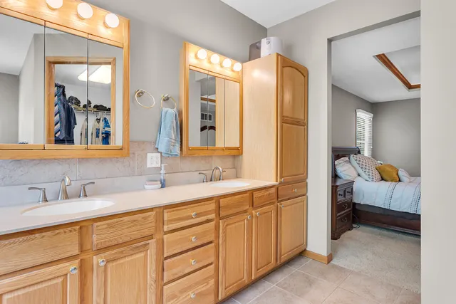 $474,900 | 2128 Scenic Hills Drive, Jackson, MI 49201