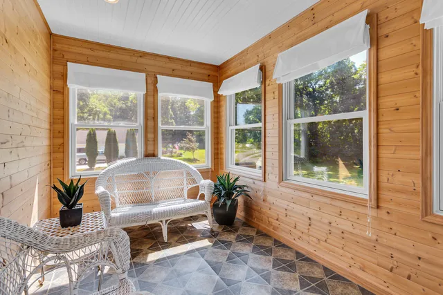 $474,900 | 2128 Scenic Hills Drive, Jackson, MI 49201