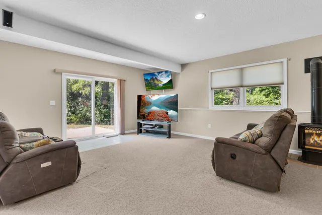 $474,900 | 2128 Scenic Hills Drive, Jackson, MI 49201