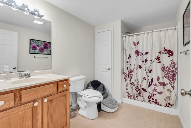 $474,900 | 2128 Scenic Hills Drive, Jackson, MI 49201