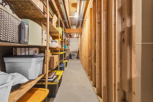 $474,900 | 2128 Scenic Hills Drive, Jackson, MI 49201