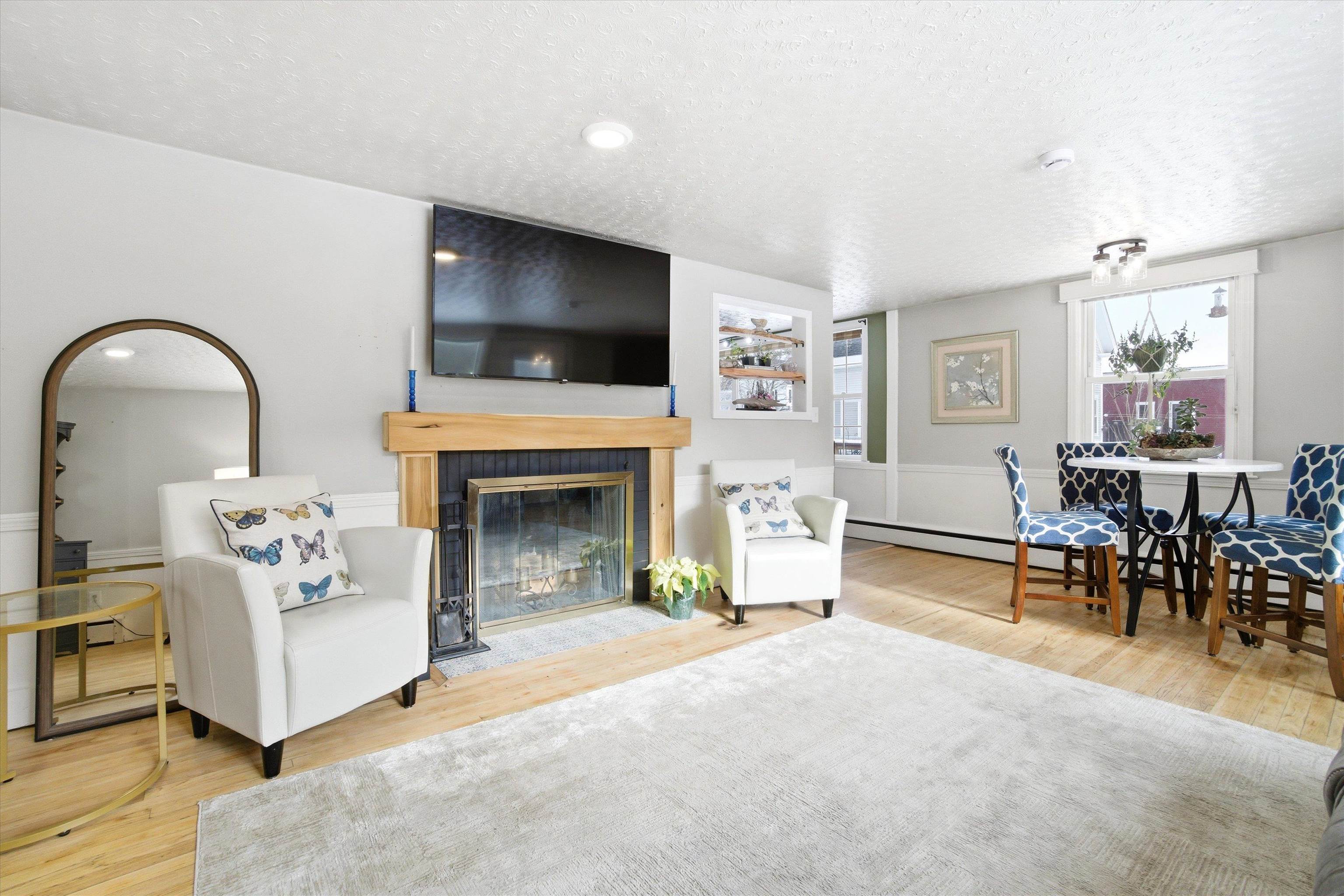 22 South Mast Street Goffstown, NH 03045 - Photo 16 of 54