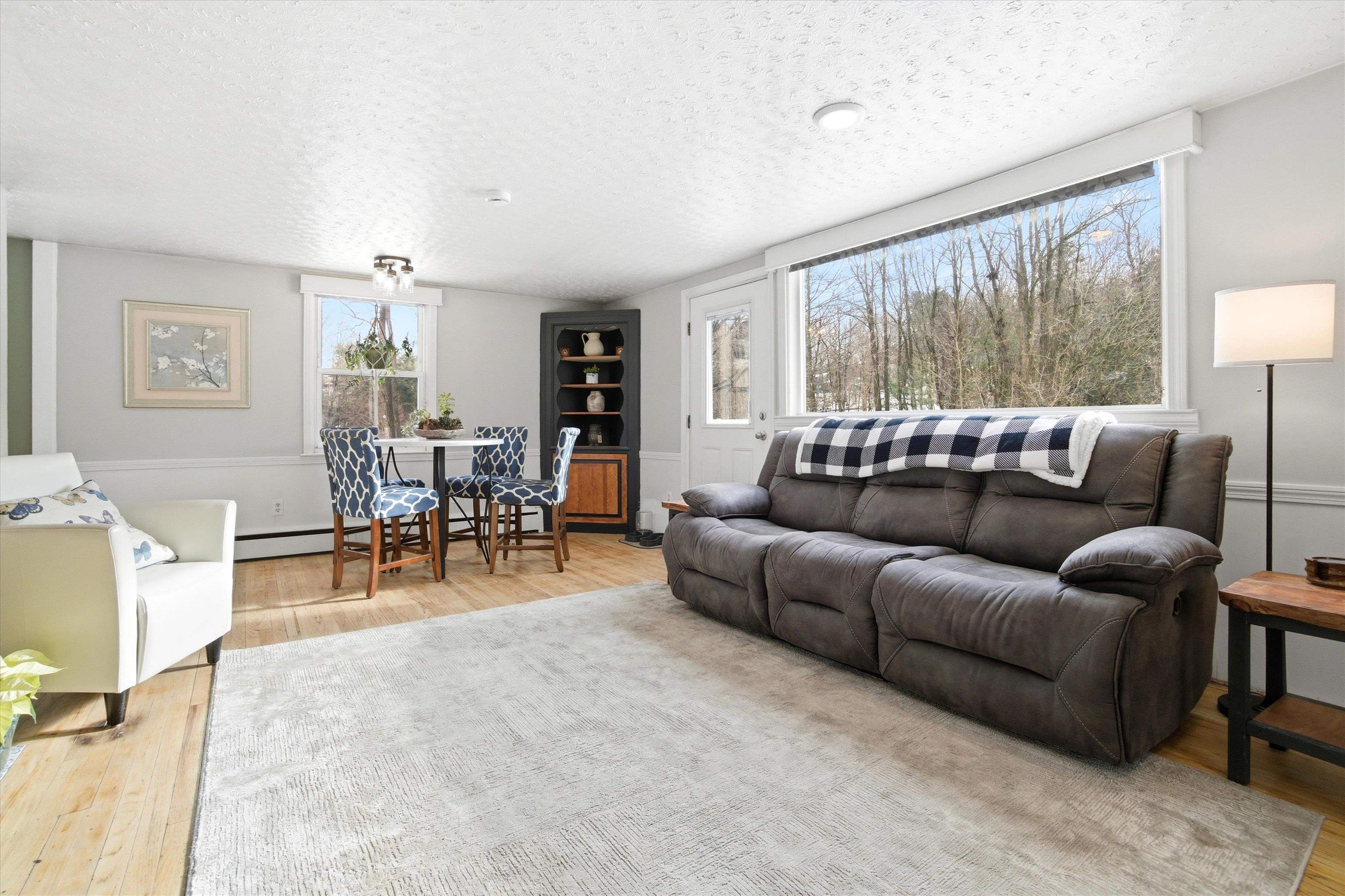 22 South Mast Street Goffstown, NH 03045 - Photo 17 of 54