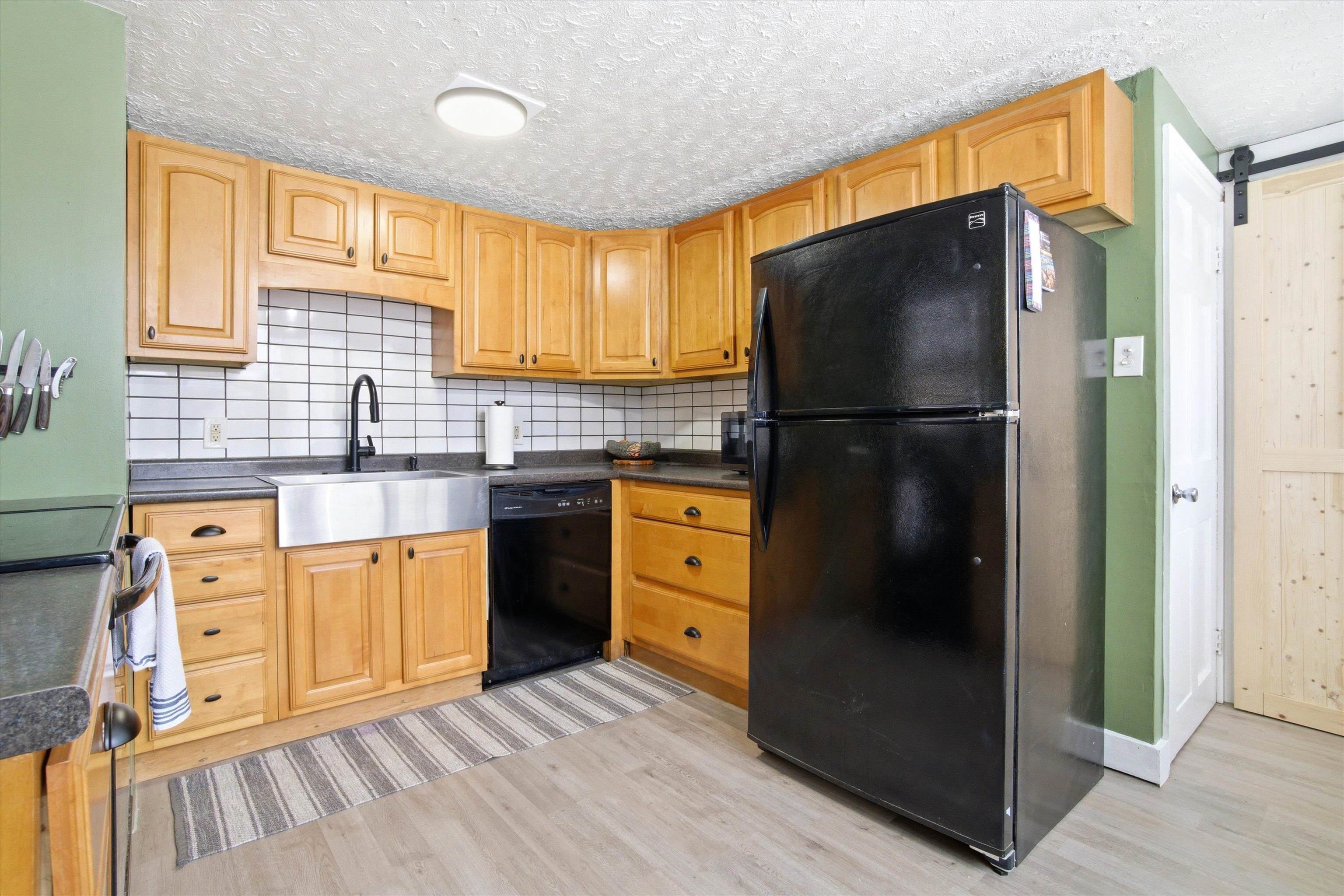 22 South Mast Street Goffstown, NH 03045 - Photo 25 of 54