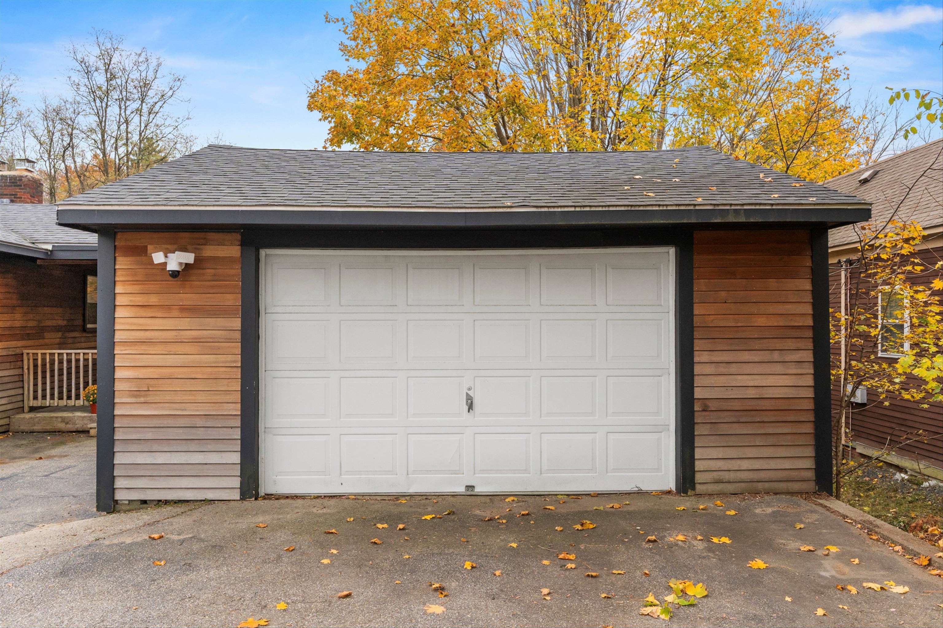 22 South Mast Street Goffstown, NH 03045 - Photo 9 of 54