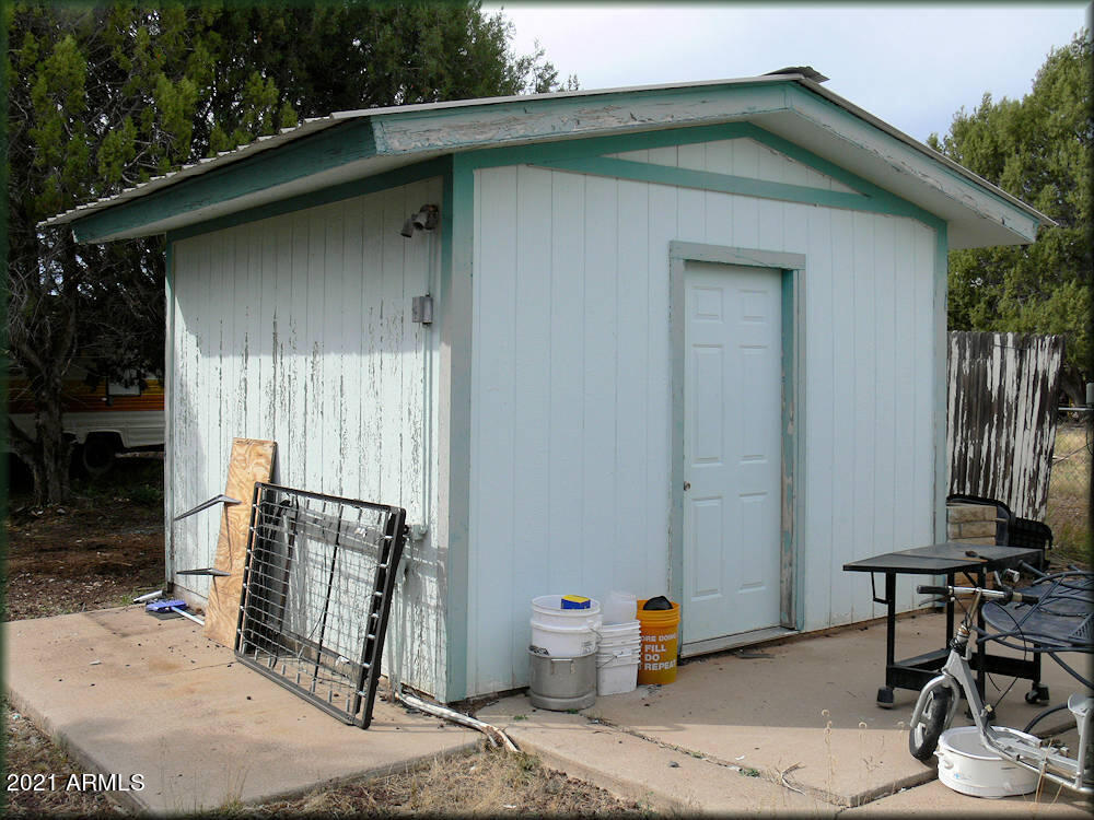 4749 Sawmill Road Clay Springs, AZ 85923 - Photo 4 of 14 Shed