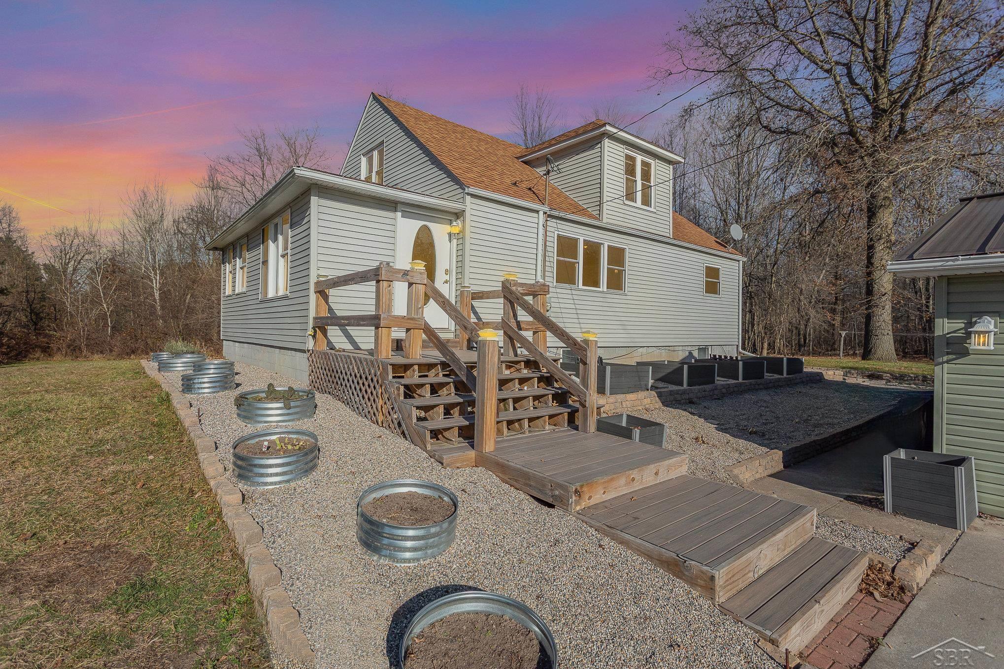 3831 South Gleaner Road Saginaw, MI 48609 - Photo 1 of 34 50128298.JPG