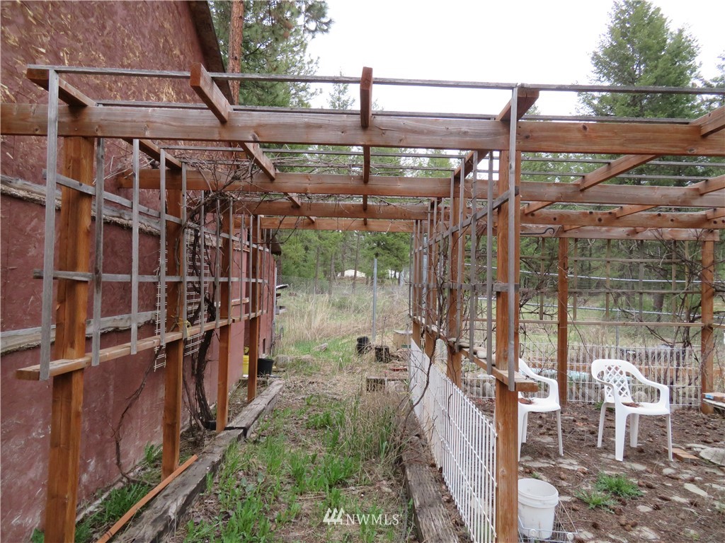 14 Old Blacks Beach Road Republic, WA 99166 - Photo 21 of 23