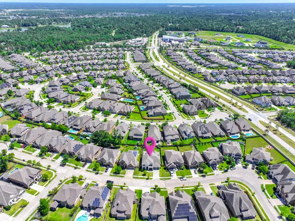 $604,900 | 27918 Madison Bend Drive, Spring, TX 77386