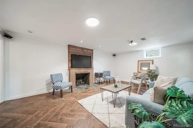 $549,000 | 3170 West Colorado Avenue, Denver, CO 80219