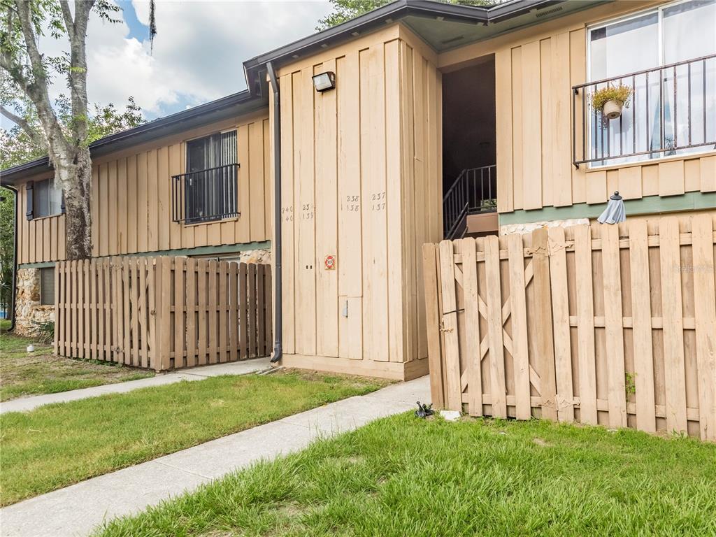 507 Northwest 39th Road, Unit 138 Gainesville, FL 32607 - Photo 1 of 1