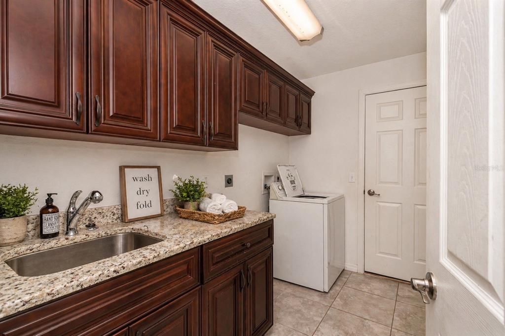 7153 Southeast 124th Street Belleview, FL 34420 - Photo 13 of 17