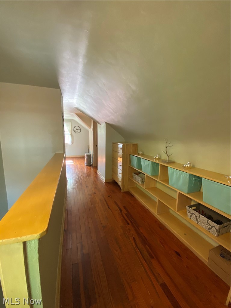 2235 Lorimer Road Cleveland, OH 44134 - Photo 16 of 35