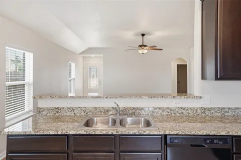 $250,000 | 20004 Woodrow Wilson Street, Manor, TX 78653