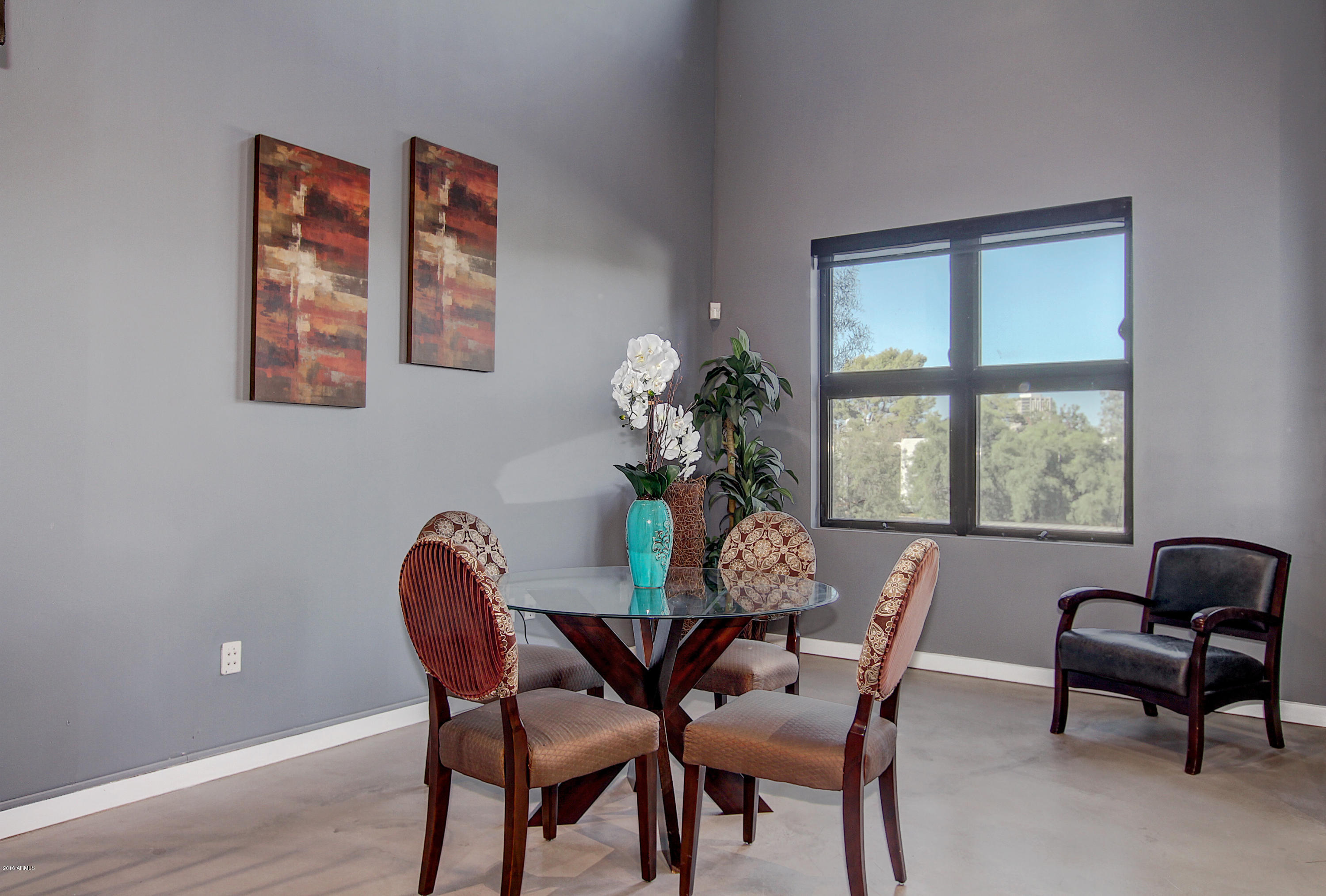 914 East Osborn Road, Unit 214 Phoenix, AZ 85014 - Photo 4 of 14 Dining