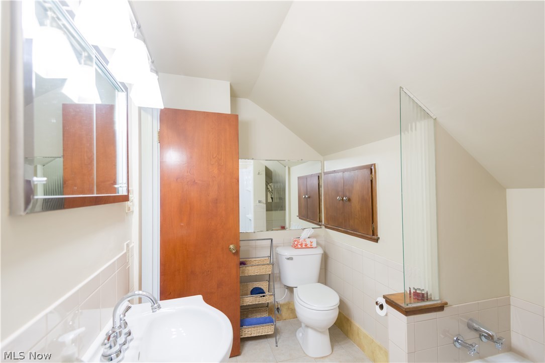 195 South Leavitt Road Amherst, OH 44001 - Photo 18 of 25 Gallery Image 18