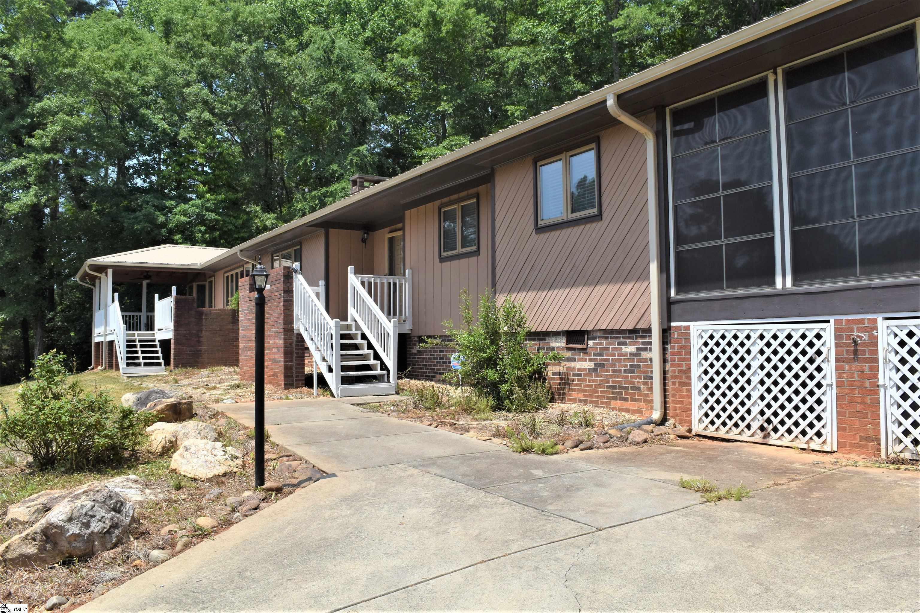 364 Booker Springs Road Clemson, SC 29631 - Photo 1 of 36