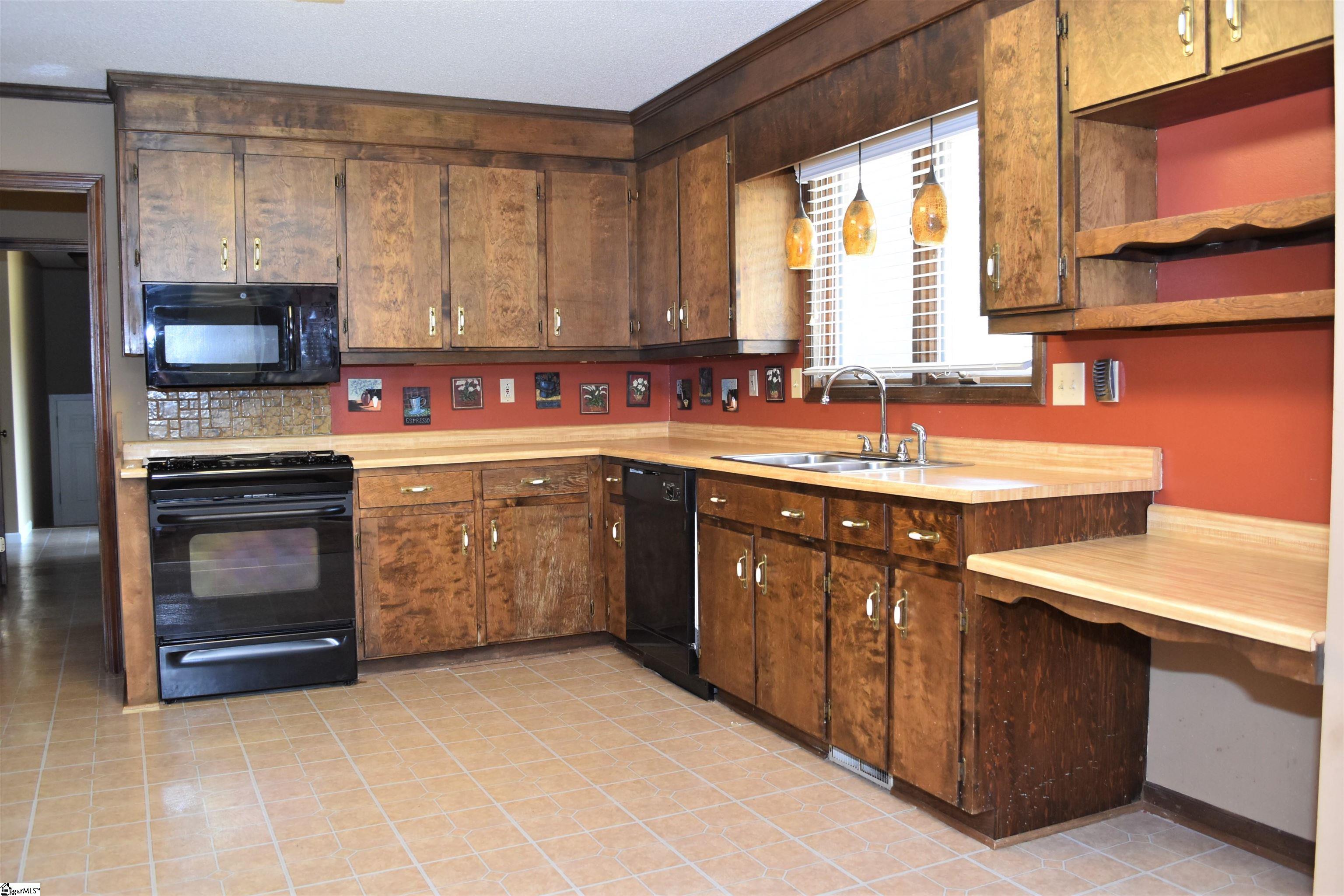 364 Booker Springs Road Clemson, SC 29631 - Photo 4 of 36