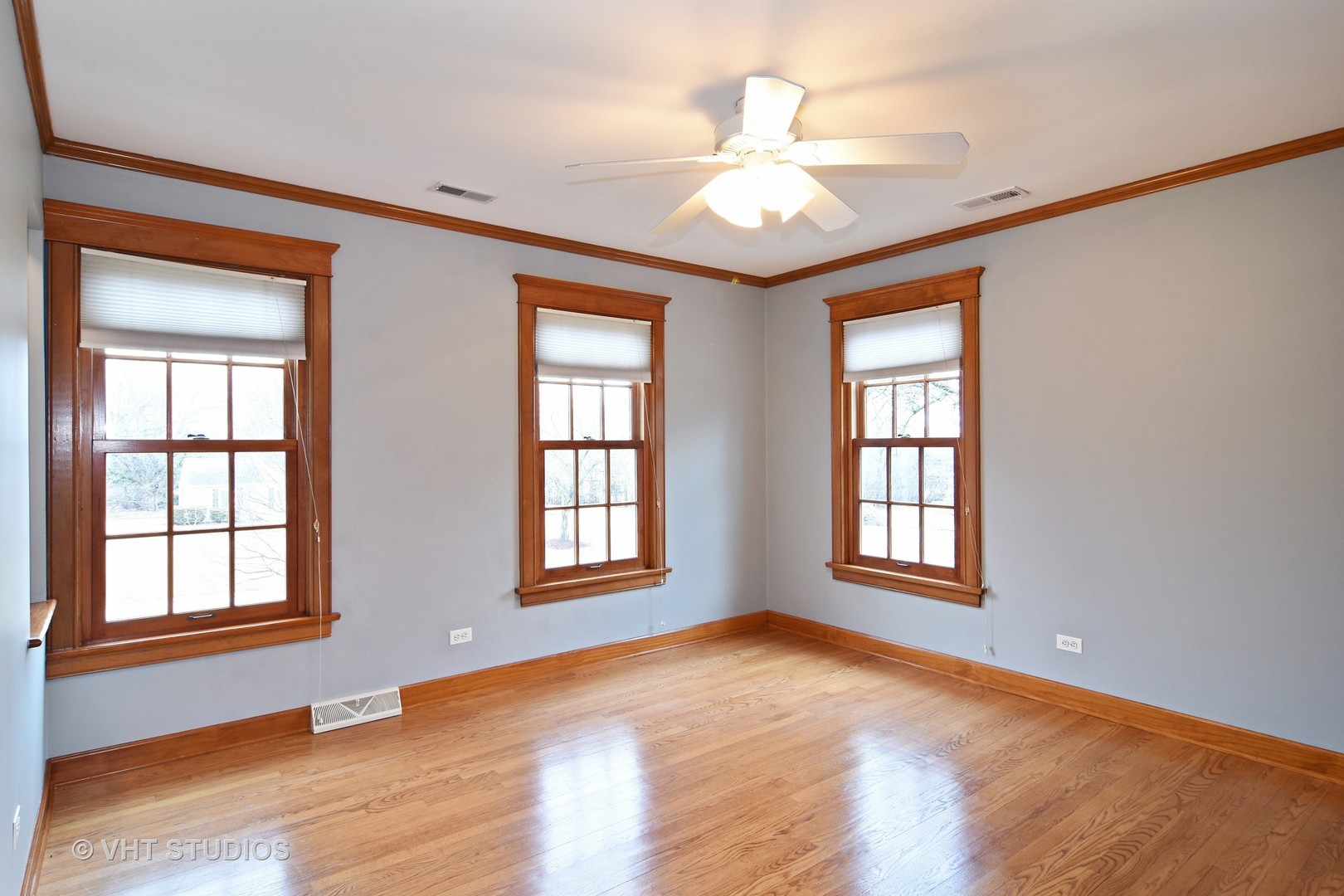 1629 Appleby Road Inverness, IL 60067 - Photo 14 of 29