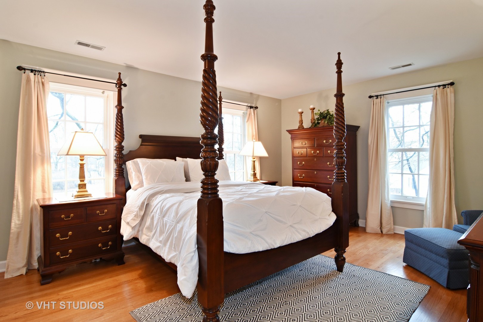 1629 Appleby Road Inverness, IL 60067 - Photo 10 of 29