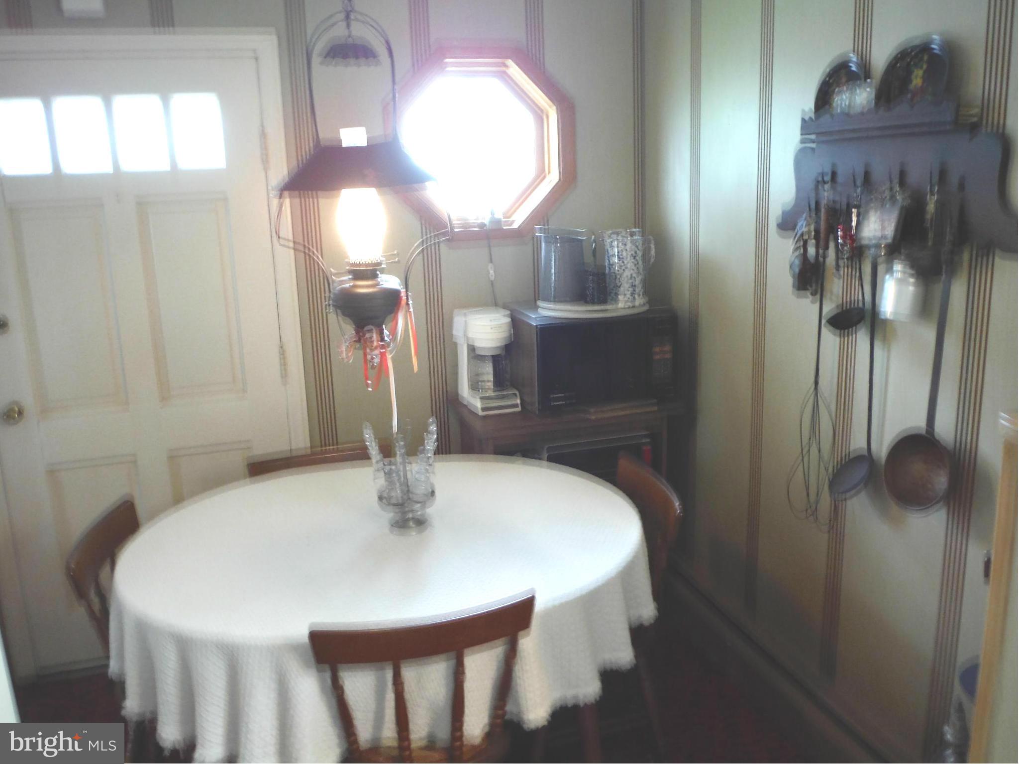700 Fernhill Road Clearwater Beach, MD 21226 - Photo 8 of 25 Dining Room