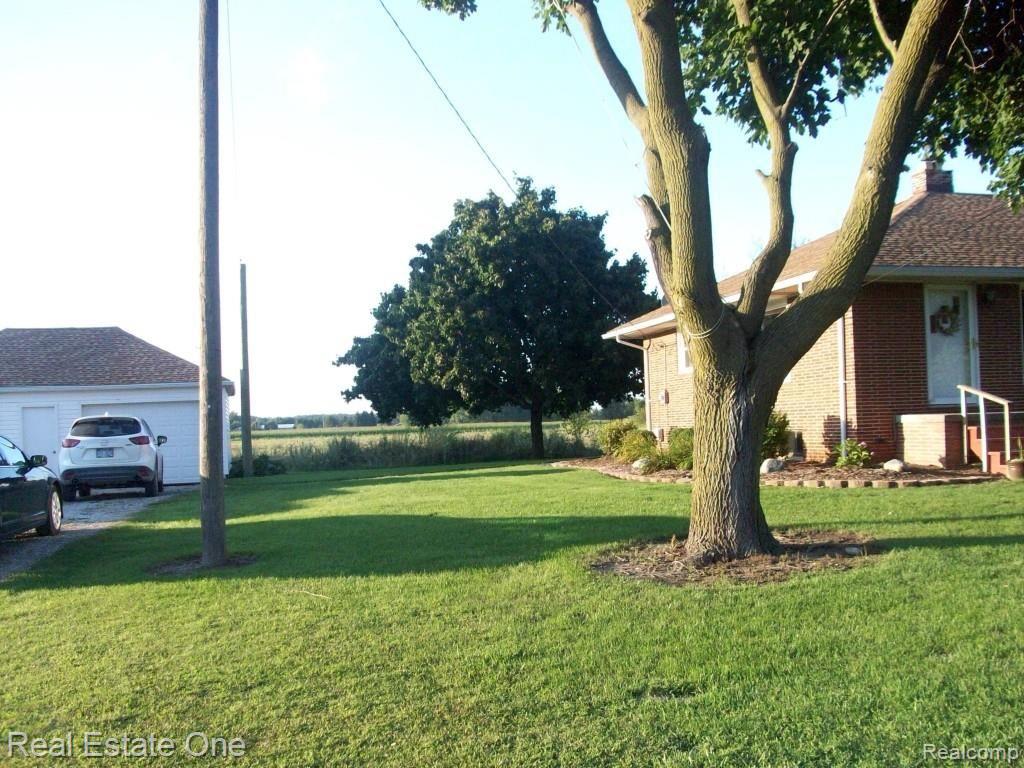 4944 Ohara Road Carleton, MI 48117 - Photo 3 of 48 Ohara 089.jpg