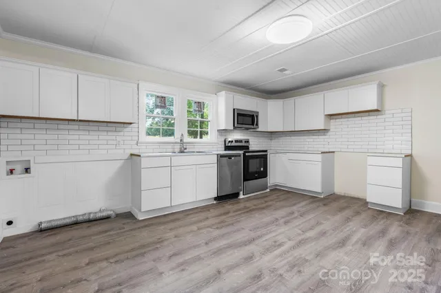 $243,000 | 921 Spencer Road Northeast, Conover, NC 28613