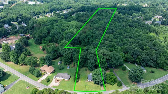 $243,000 | 921 Spencer Road Northeast, Conover, NC 28613