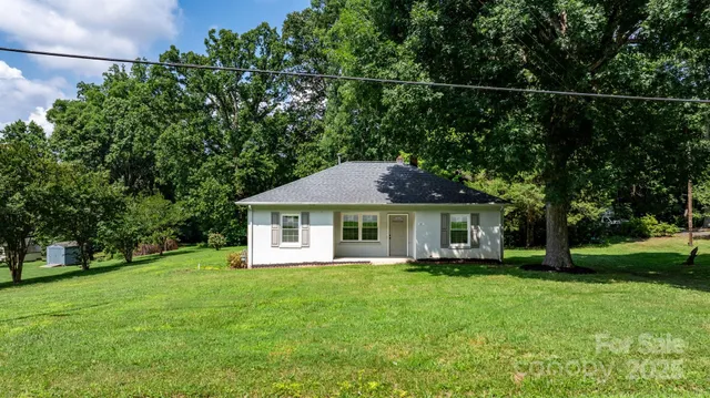 $243,000 | 921 Spencer Road Northeast, Conover, NC 28613