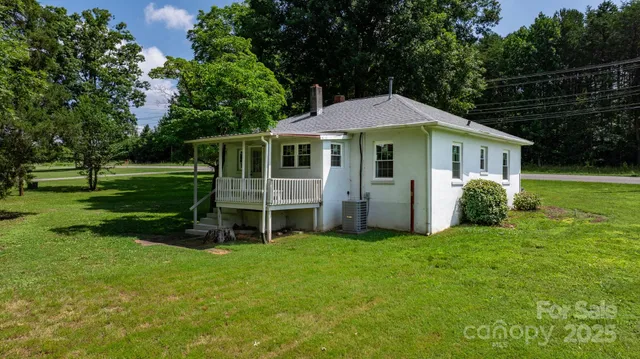 $243,000 | 921 Spencer Road Northeast, Conover, NC 28613