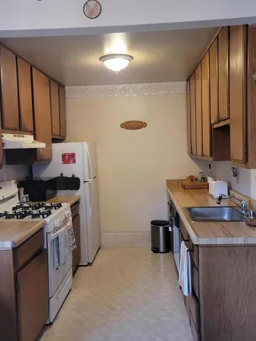 $548,000 | 947 Ridgeview Court, Unit C, South San Francisco, CA 94080