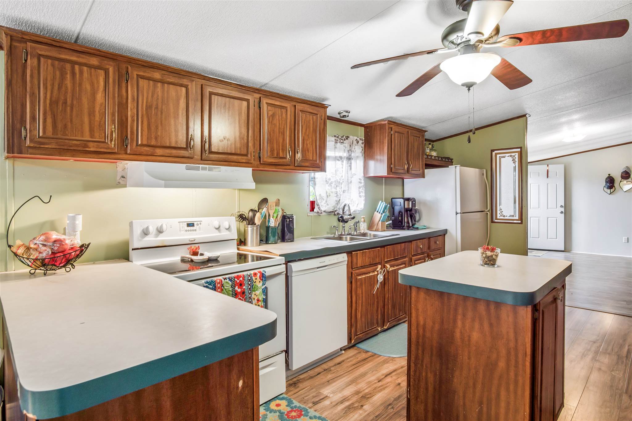 174 South Wren Lane Robertsdale, AL 36567 - Photo 8 of 23